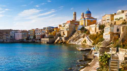 Ισχυρή έκρηξη στη Σύρο - Ενας τραυματίας