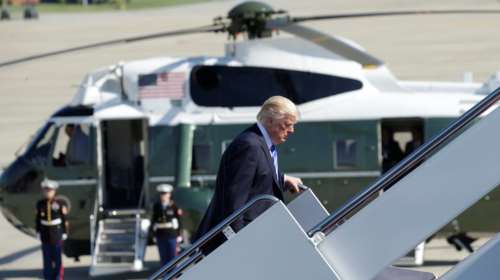 Βρετανία:Τα γραφεία στοιχημάτων δίνουν ότι ο Τραμπ δεν θα βγάλει τη θητεία