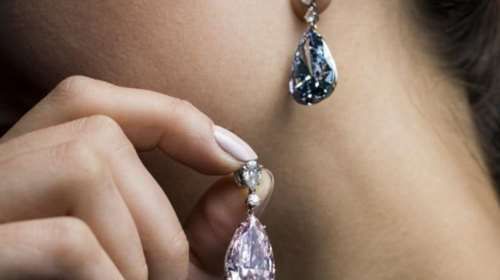 Αυτά είναι τα ακριβότερα σκουλαρίκια στον κόσμο: πουλήθηκαν 57 εκ. δολάρια