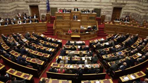 Η συγγνώμη του Καραμανλή στο ΚΚΕ με ρήση του... Λένιν