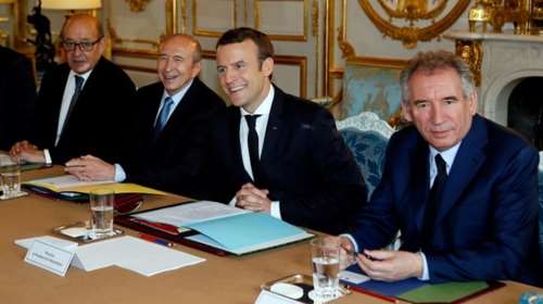 Ο Πούτιν τηλεφώνησε στον Μακρόν, υποσχέσεις για συνεργασία