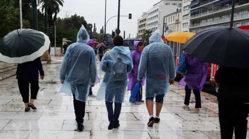 Αλλάζει ο καιρός: Ερχονται βροχές, καταιγίδες και χαλάζι