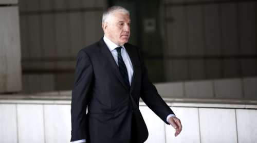 Δεσμεύεται η κινητή και ακίνητη περιουσία του Γ. Παπαντωνίου στην Ελλάδα