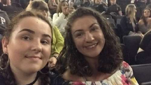 Μάντσεστερ: Τραυματισμένες μάνα &amp; κόρη από τα καρφιά της βόμβας [εικόνες]