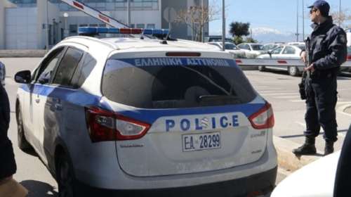 Είχε τα πάντα! Κάνναβη, κόκα, πιστόλι και ζελατοδυναμίτιδα