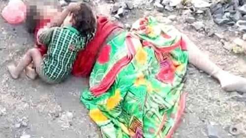 Βρέφος θηλάζει τη νεκρή μητέρα του στην Ινδία (ΒΙΝΤΕΟ)