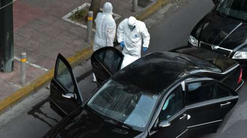 «Πυρήνες» βλέπει η ΕΛΑΣ πίσω από την επίθεση στον Λ. Παπαδήμο