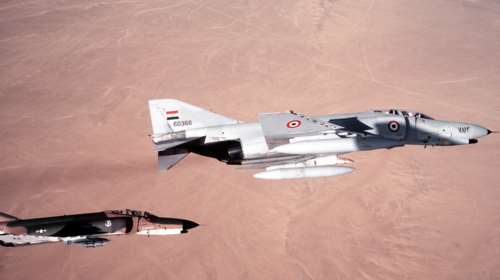 Η Αίγυπτος χτυπά βάσεις στη Λιβύη ως απάντηση για την επίθεση στους κόπτες