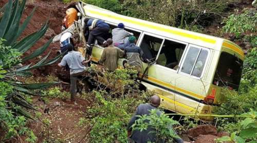 Δυστύχημα με οκτώ νεκρούς - Ανατράπηκε λεωφορείο