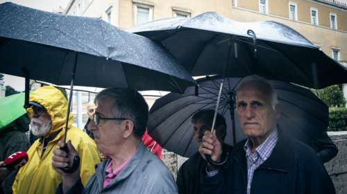 Πόσα χρόνια και τι μισθός χρειάζεται για μια σύνταξη 1.000 €