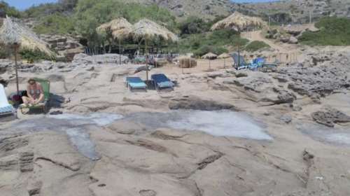 Ελληνική πατέντα: Τσιμεντόστρωσαν δημοφιλή παραλία της Ρόδου