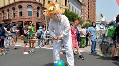 Ο Τραμπ αποσύρει τις ΗΠΑ από τη συμφωνία για το κλίμα