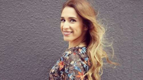 Αντιγόνη Ψυχράμη: Με crop top και καλοσχηματισμένους κοιλιακούς ενάμιση χρόνο μετά τη γέννηση της κόρης της