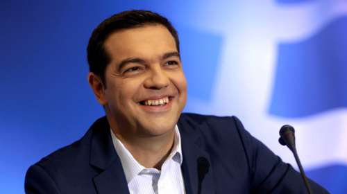 Λύση για τους συμβασιούχους στο Δημόσιο υποσχέθηκε ο Τσίπρας