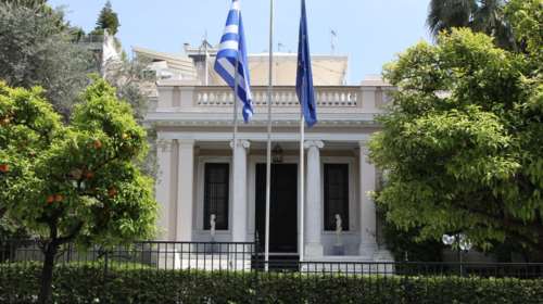 Απάντηση Μαξίμου στον Σοίμπλε: Μην επιρρίπτεις σε άλλους τις ευθύνες!
