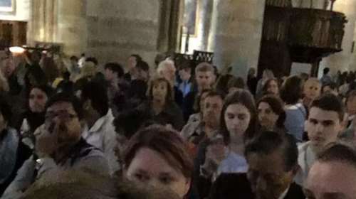 Ο υπερ-άτυχος: Ηταν στο Λονδίνο το Σάββατο και χθες στη Νοτρ Νταμ