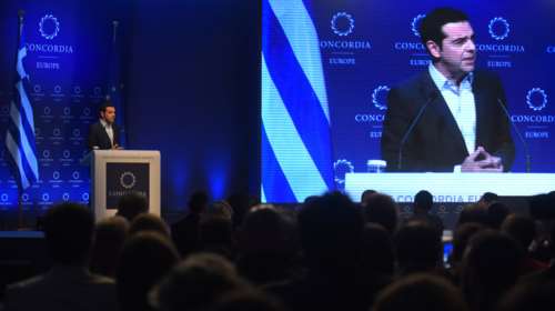 Νέα ρότα Τσίπρα: δώστε δέσμευση για επενδύσεις αντί χρέος