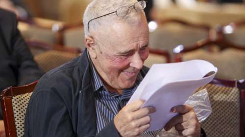 Ζουράρις: Η καφετζού είναι πιο επιστημονική από τους δανειστές