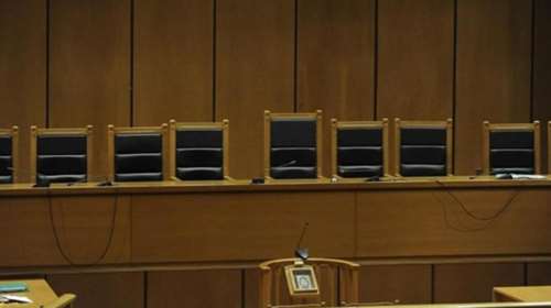 Ποινή φυλάκισης σε μητέρα που «άρπαξε»  την 10χρονη κόρη της