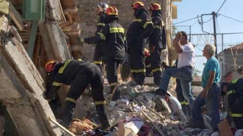 Νεκρή ανασύρθηκε η εγκλωβισμένη γυναίκα