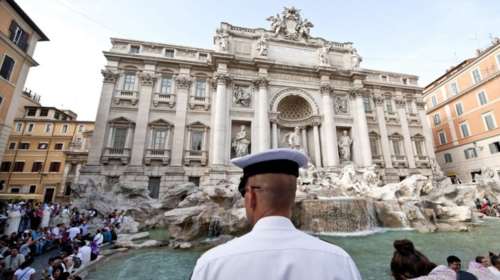 Κάνεις βουτιά στα συντριβάνια της Ρώμης; Πρόστιμο!