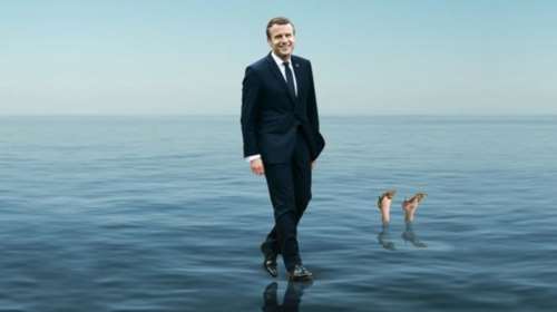 Ο... μεσσίας Μακρόν περπατάει στο νερό στο εξώφυλλο του Economist