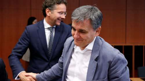 Συμφωνία στο Eurogroup: Δόση 8,5 δισ. υποσχέσεις για το χρέος