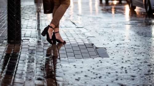 Μπόρες μετά το μεσημέρι με θερμοκρασία έως τους 30 βαθμούς