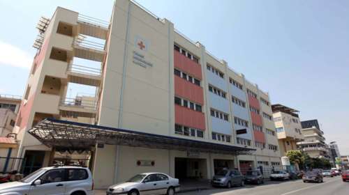 Ασθενής στην Λάρισα  τα σπάει με την αγγελία και το «ευχαριστώ» του