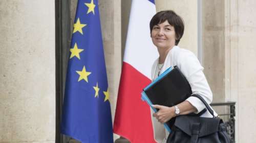 Ανίκ Ζιραρντίν: Η υπουργός του Μακρόν που «σώθηκε» με 136 ψήφους
