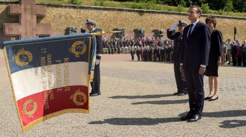 Απόλυτη πλειοψηφία για τον Μακρόν - Σε ποσοστά ρεκόρ η αποχή