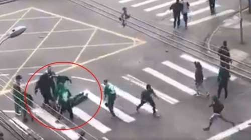 Φρικτές στιγμές βίας: Οπαδοί πατούν αντίπαλο στο κεφάλι