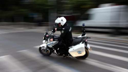 Αστυνομικοί της «Δίας» τραυματίστηκαν σε καταδίωξη