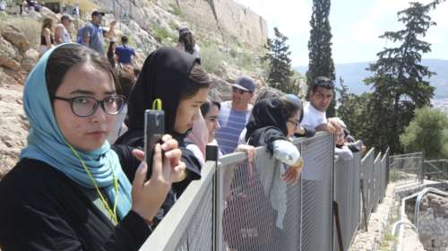 Ιστορίες προσφυγιάς στη χώρα μας - Κάποιες μπορεί να επαναλαμβάνονται