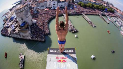 Στον Άγιο Νικόλαο Λασιθίου το 1ο αγωνιστικό cliff diving στην Ελλάδα