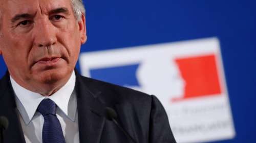 Αρχισαν τα προβλήματα για τον Μακρόν:Παραιτήθηκε και ο Μπαϊρού