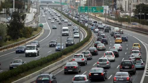 Νέο αλαλούμ με τις λίστες για τα τέλη κυκλοφορίας και το ΚΤΕΟ