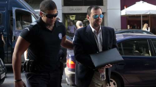 Στη Βουλή οι δικογραφίες με τις καταγγελίες Μαρινάκη-ισοβίτη