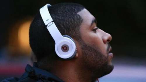 Γιατί σε κανέναν δεν αρέσει η φωνή του όταν την ακούει ηχογραφημένη;