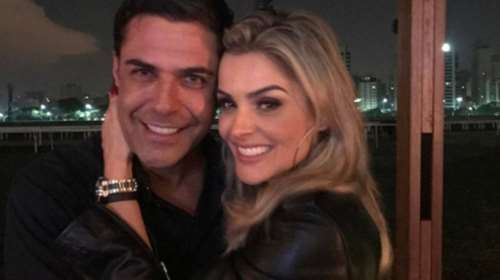 O Αλβάρο προκαλεί την Αθηνά Ωνάση: Με τον νέο του έρωτα σε ελληνικό νησί