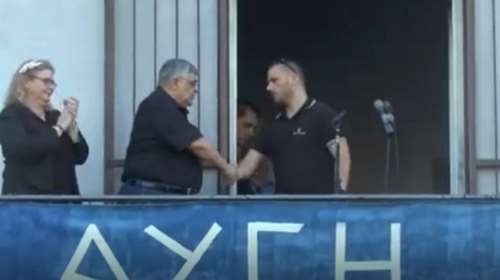 Ο βουλευτής Καρακώστας της Χρυσής Αυγής τραγουδάει το ναζιστικό ύμνο-βίντεο