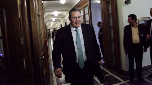 Πόσο πιθανή είναι η σύσταση προανακριτικής για τον Καμμένο