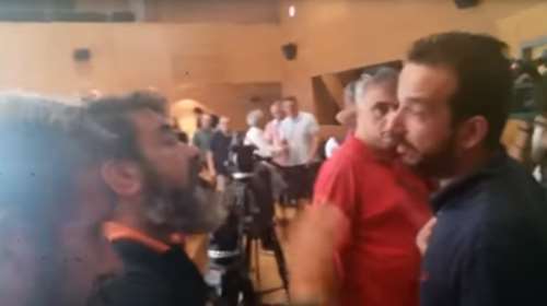 Εισβολή συμβασιούχων στην αίθουσα του δημοτικού συμβουλίου στη Θεσσαλονίκη