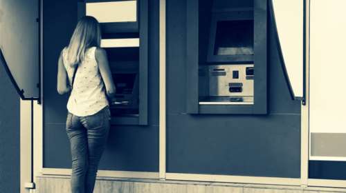 50 χρόνια ΑΤΜ: όλη η ιστορία τους σε ένα βίντεο