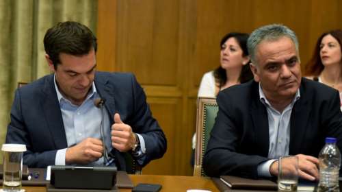 Το τερμάτισε η κυβέρνηση: Για όλα φταίει ο... Μητσοτάκης