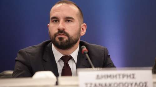 Αποκλείει την επιστράτευση των απεργών ο Τζανακόπουλος