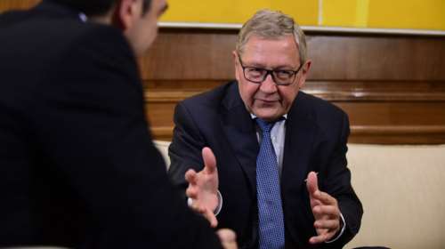 Δανειστές: Παρακολουθείστε, τρέξτε τη συμφωνία, κλείστε τα κόκκινα δάνεια