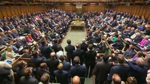 Δωρεάν οι αμβλώσεις στην Αγγλία για γυναίκες από τη Β. Ιρλανδία