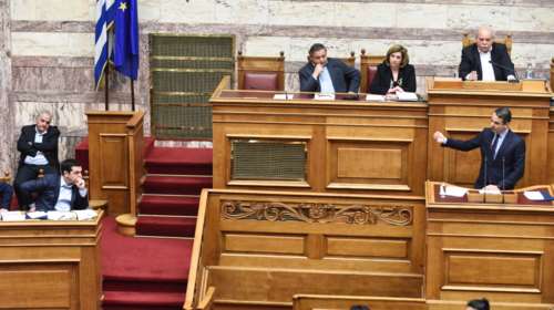 Σύγκρουση για όλα στη Βουλή Τσίπρα - Μητσοτάκη