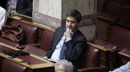 Πώς ο Χουλιαράκης &quot;άδειασε&quot; τον Τσίπρα - Η διόρθωση Τσακαλώτου